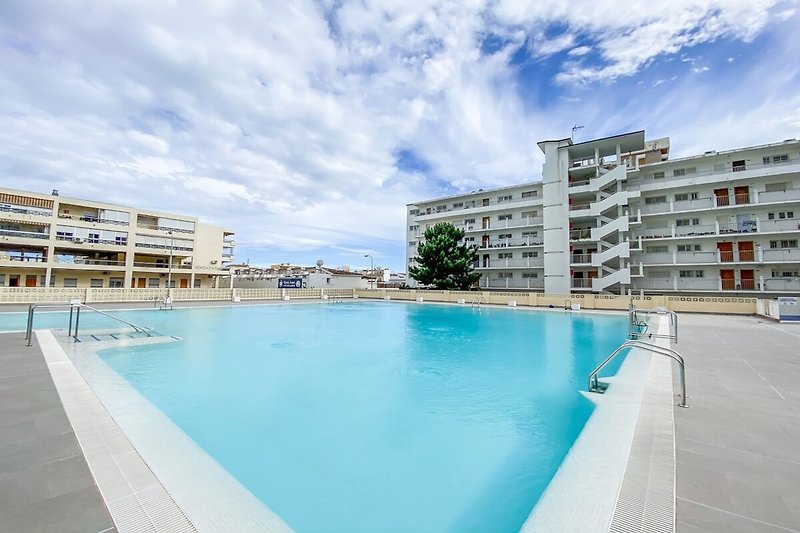 Piscina casa vacanze