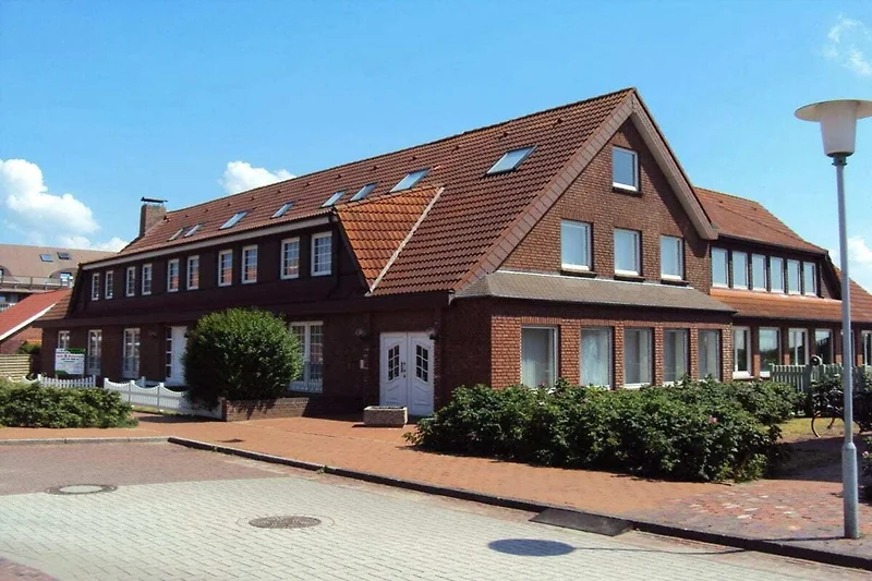 Außenseite Ferienhaus (Sommer)