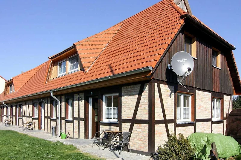 Außenseite Ferienhaus (Sommer)