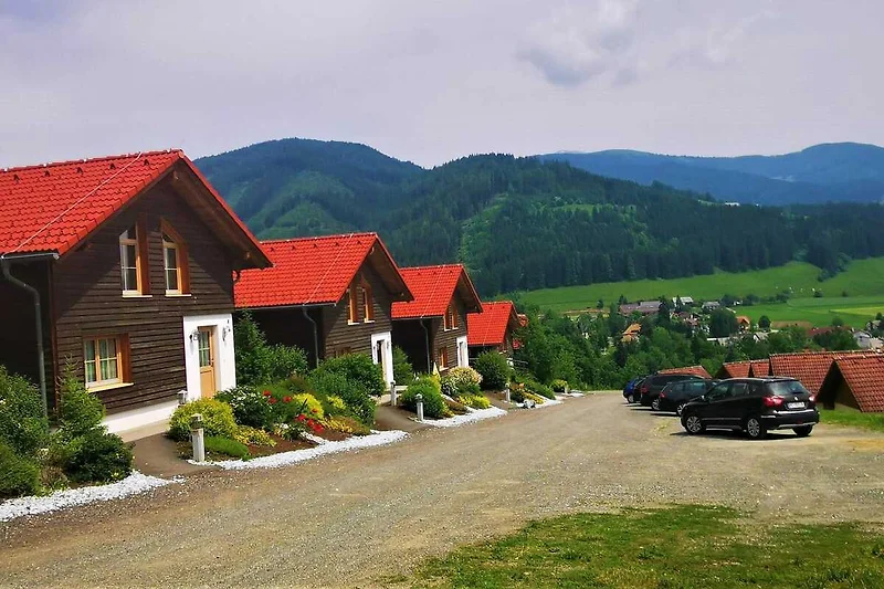 Außenseite Ferienhaus (Sommer)
