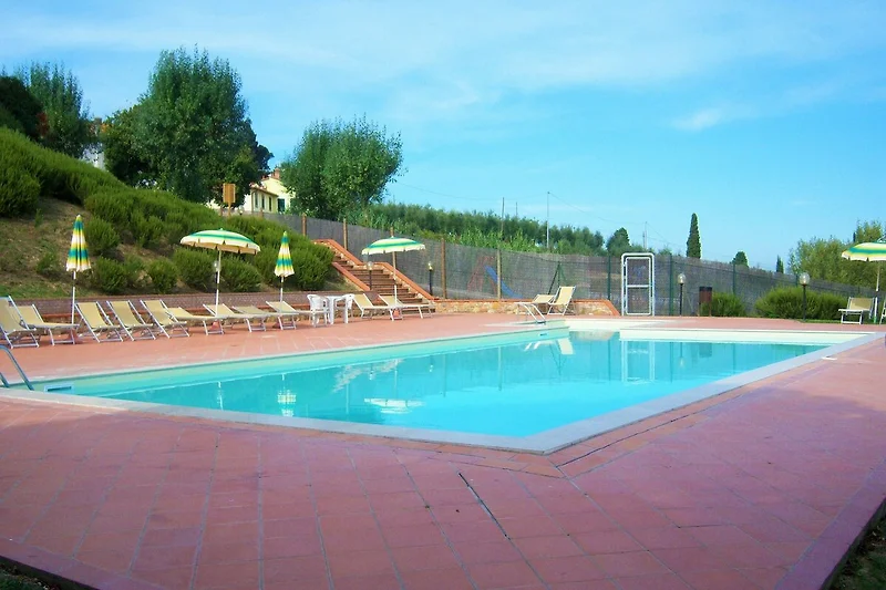 Piscina casa vacanze