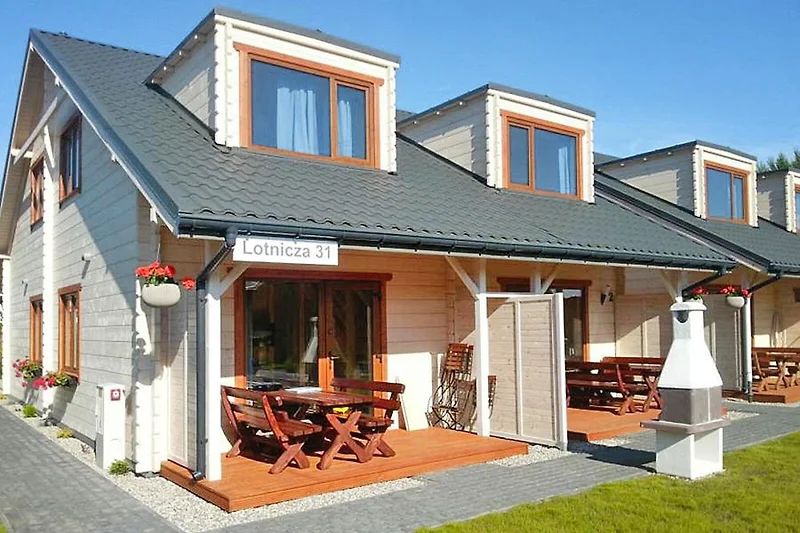Exterieur vakantiehuis (zomer)