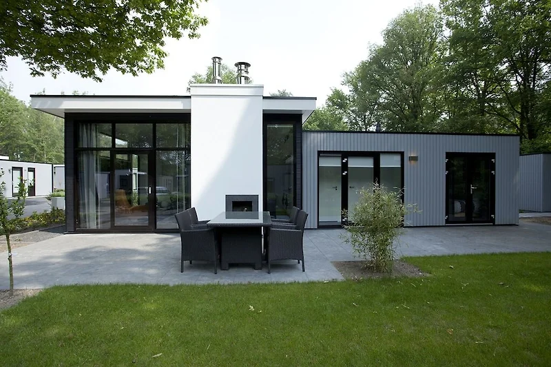 Exterieur vakantiehuis (zomer)