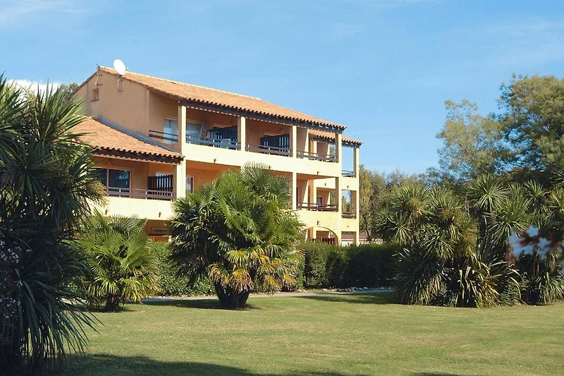 Exterieur vakantiehuis (zomer)