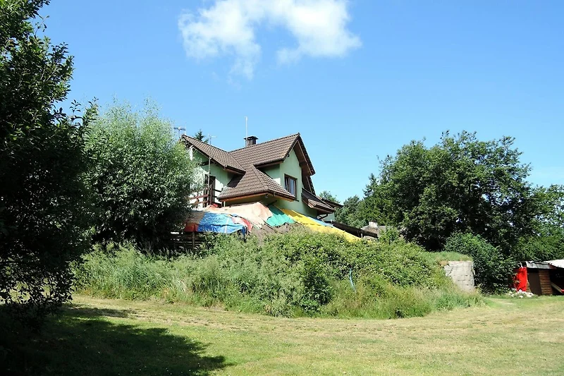 Außenseite Ferienhaus (Sommer)