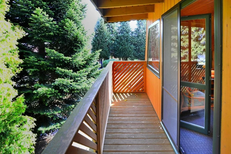 Terrasse / Balkon