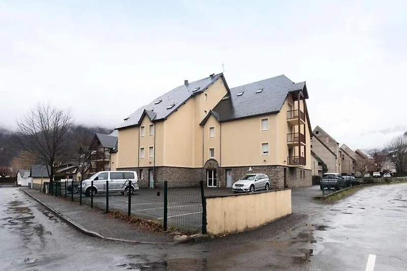 Außenseite Ferienhaus (Sommer)