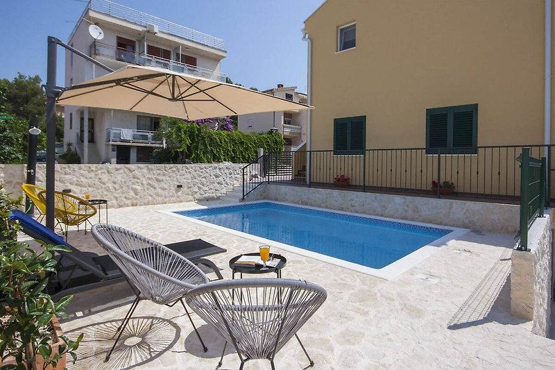 Schwimmbad des Ferienhauses