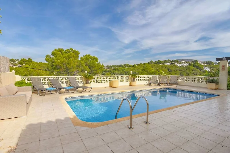 Schwimmbad des Ferienhauses