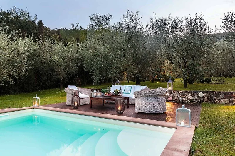 Piscina casa vacanze