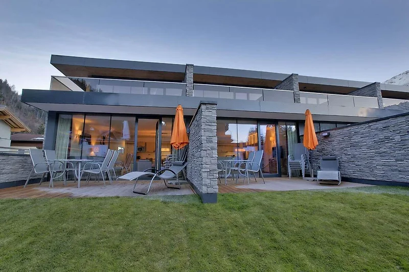 Exterieur vakantiehuis (zomer)