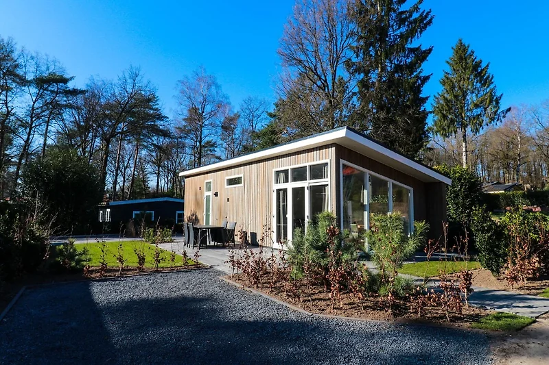 Außenseite Ferienhaus (Sommer)