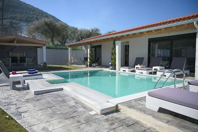 Piscine maison de vacances