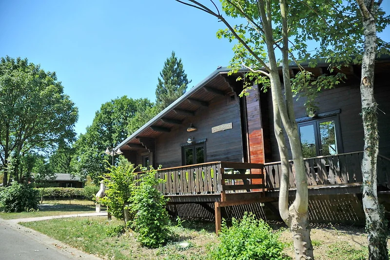 Außenseite Ferienhaus (Sommer)