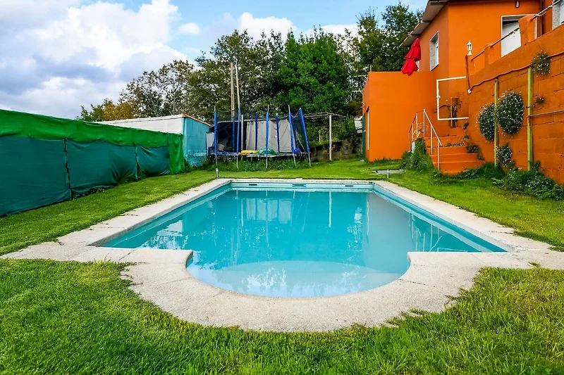 Piscina casa vacanze
