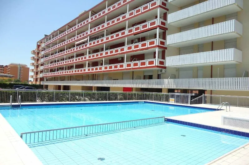 Schwimmbad des Ferienhauses