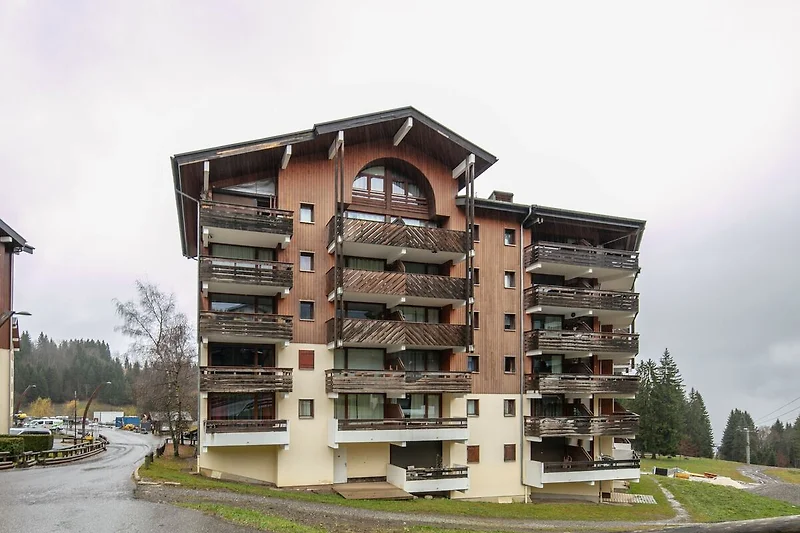 Außenseite Ferienhaus (Sommer)