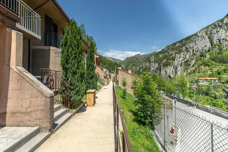 Esterno casa vacanze (estate)