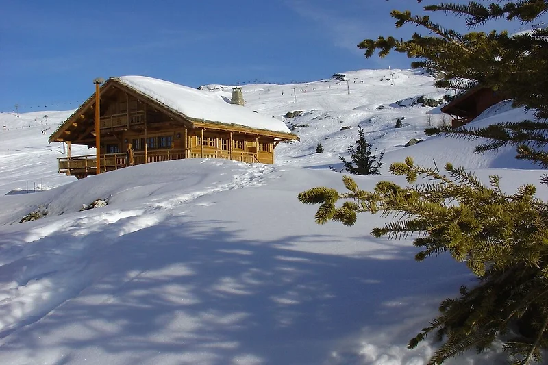 Exterieur vakantiehuis (winter)