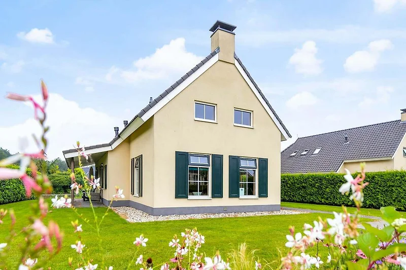 Exterieur vakantiehuis (zomer)