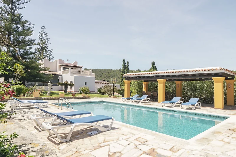 Schwimmbad des Ferienhauses