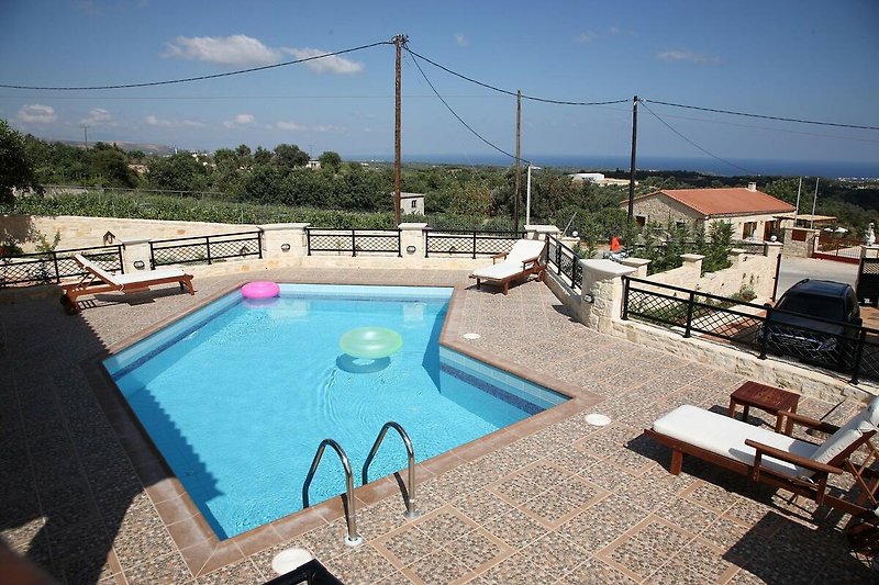 Schwimmbad des Ferienhauses
