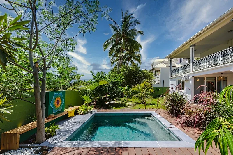 Piscina casa vacanze
