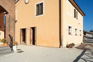 Sonniges Ferienhaus in Itieli mit Pool