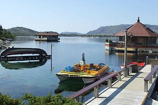 8 osob apartament w Kalvåg-By Traum