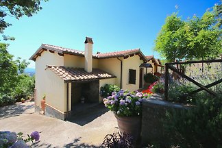 Bauernhaus in Lazio mit Blick auf Bolsena