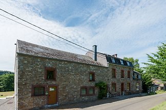 Cottage a Ferrières con Sauna e Giardino