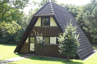 Freistehender, gepflegter Bungalow am...
