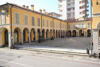 Raffinierte Wohnung in Pallanza mit Balkon