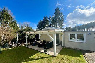 Waldgesäumter Komfort