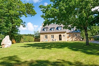 Coastal Home in Logonna-Daoulas