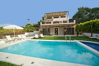 Villa Orsalia avec piscine privée