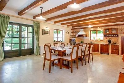 Villa in Kringa mit Barbecue und Wifi