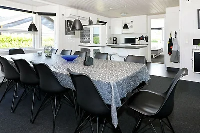 12 Personen Ferienhaus in Hadsund-By Traum