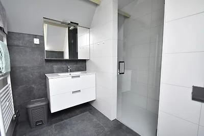Appartement in Hippolytushoef mit Garten