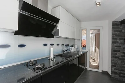Apartment Tonka - Two Bedroom Apartment -...