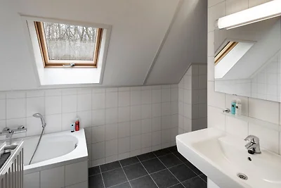 Villa con 2 camere vicino a Hoogeveen