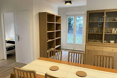 Haus in Soulac-sur-Mer mit Garten und Grill