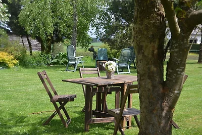 Charmantes Cottage in Engreux am See