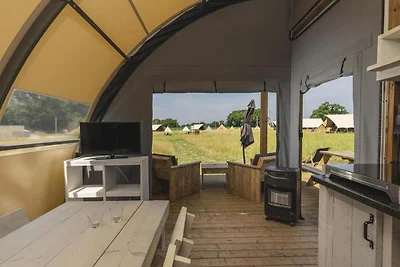 Feestelijk glampingdorp in Zuna