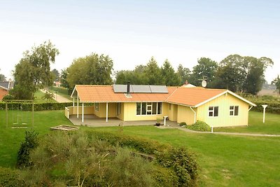 Lebendiges Ferienhaus in Nordborg mit Sauna