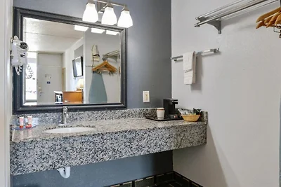 Lake Park, GA | Cama tamaño king | Se permite...