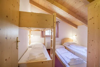 Ruhiges Chalet mit Sauna in Königsleiten