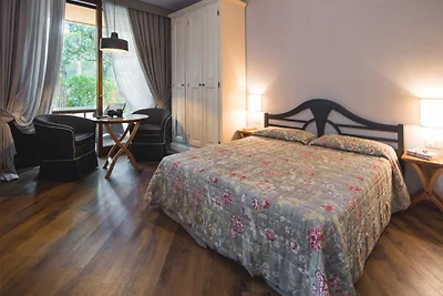 Monolocale moderno con piscina in comune