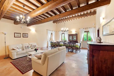 Villa in Belforte ganz Isauro mit Pool