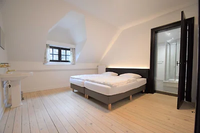 Villa mit Whirlpool und Infrarotsauna